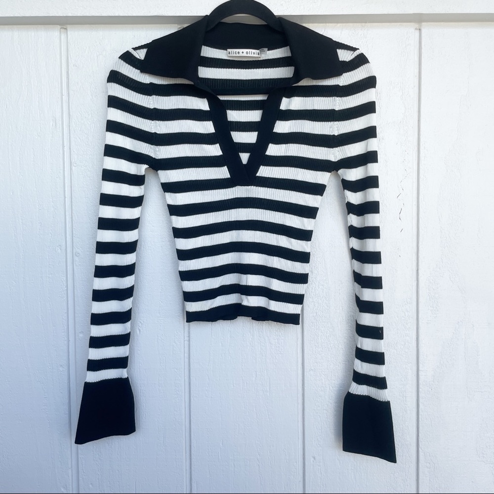 Alice + Olivia Daralee Black White Striped Fitted Polo Shirt XS